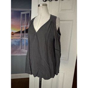 DO + BE gray long bell sleeve cold shoulder blouse Medium
